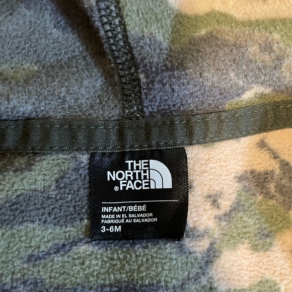The North Face army camouflage fleece hoodie - Picture 2 of 2